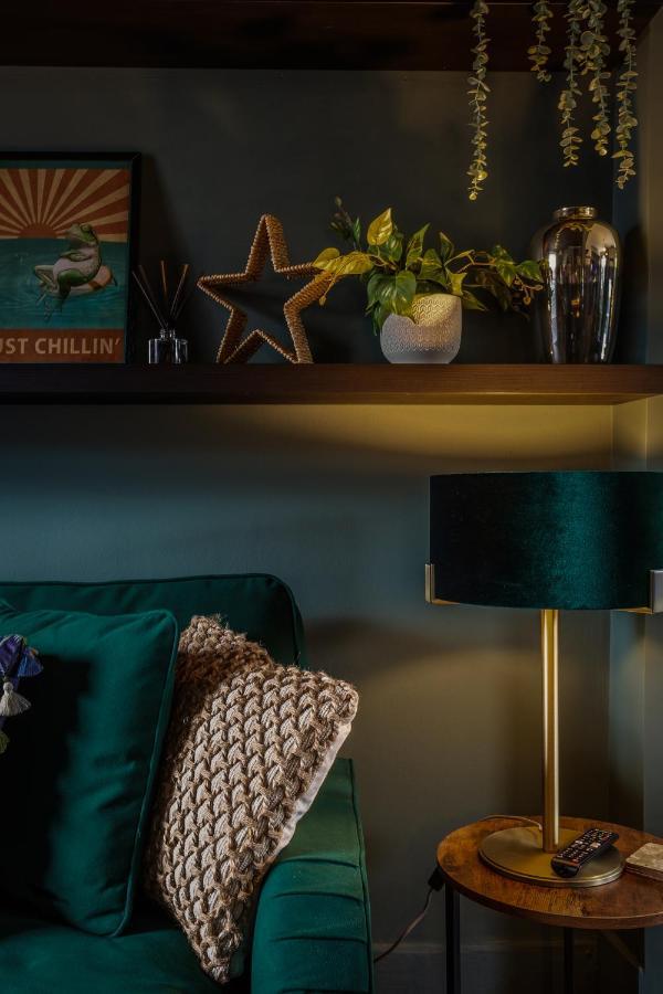 Stylish Romantic Country Escape Near Chester Christleton Екстер'єр фото